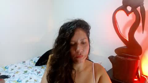 Snapshot of goddessnahi chatting on December 5, 2024, 5:59 am Naih Reyes online show from December 5, 2024, 5:59 am