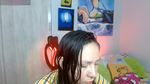 Snapshot of goddessnahi chatting on October 15, 2025, 10:32 pm Naih Reyes online show from October 15, 2025, 10:32 pm