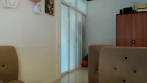 Eva online show from May 15, 2026, 2:40 am