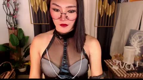 Snapshot of goddessquinnie chatting on February 11, 2025, 1:31 am quinnie online show from February 11, 2025, 1:31 am