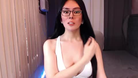 Snapshot of goddesss_angela chatting on July 15, 2026, 11:10 pm MISS ANGELA online show from July 15, 2026, 11:10 pm