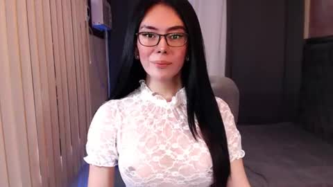 Snapshot of goddesss_angela chatting on July 29, 2026, 10:52 pm MISS ANGELA online show from July 29, 2026, 10:52 pm