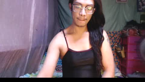 KENNY DOLL online show from April 12, 2026, 5:56 am