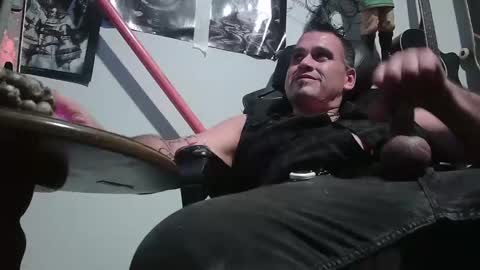 Snapshot of godsbane_the_devil_apart chatting on December 29, 2024, 7:28 am The Devil Hekda online show from December 29, 2024, 7:28 am