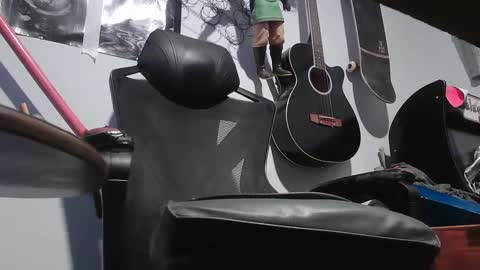 Snapshot of godsbane_the_devil_apart chatting on January 2, 2025, 2:13 pm The Devil Hekda online show from January 2, 2025, 2:13 pm