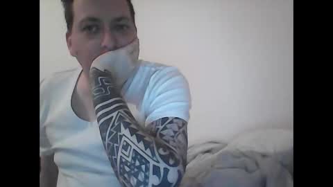 gohan8558 online show from January 3, 2025, 1:58 pm