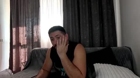 gold_alpha_boy online show from October 22, 2025, 11:32 am