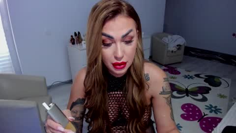 Nicole.. online show from January 26, 2025, 9:19 am