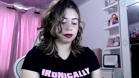 golden_gingerkitty online show from February 24, 2026, 2:15 pm