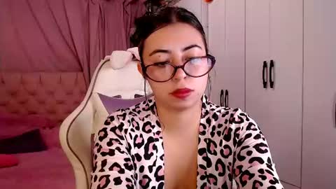 golden_gingerkitty online show from June 11, 2026, 12:54 am