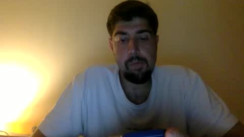 Golden-Glove online show from May 4, 2026, 10:17 pm