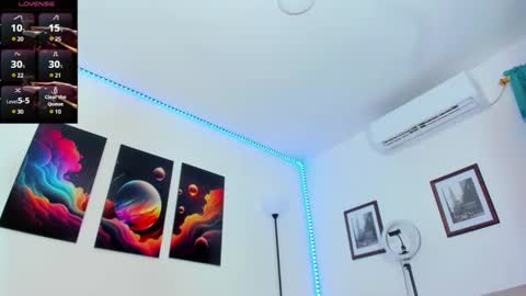 Snapshot of goldenhugecocktss chatting on January 18, 2025, 5:52 am May smith online show from January 18, 2025, 5:52 am