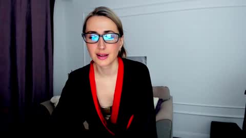 Olivia online show from January 21, 2025, 2:37 pm