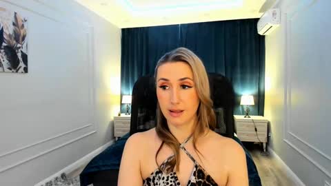 Olivia online show from March 3, 2025, 6:15 am