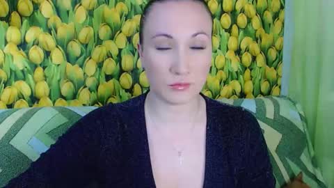 Snapshot of goldmoonn chatting on April 19, 2026, 4:28 pm goldmoonn online show from April 19, 2026, 4:28 pm