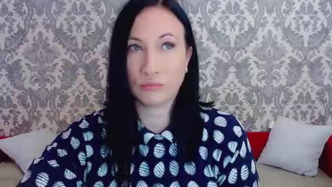 Snapshot of goldmoonn chatting on April 24, 2026, 9:12 am goldmoonn online show from April 24, 2026, 9:12 am