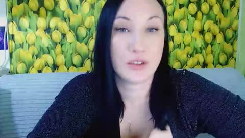 Snapshot of goldmoonn chatting on May 14, 2026, 6:04 pm goldmoonn online show from May 14, 2026, 6:04 pm