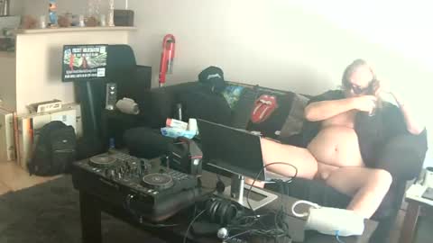 goldyguy011 online show from July 14, 2026, 1:19 am
