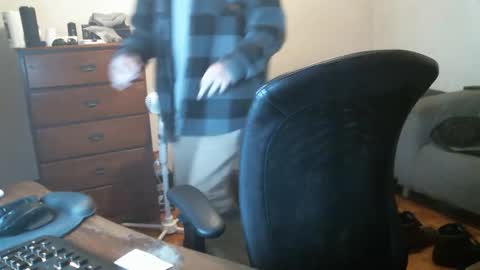 Snapshot of goleafzgo chatting on December 8, 2024, 10:57 pm goleafzgo online show from December 8, 2024, 10:57 pm