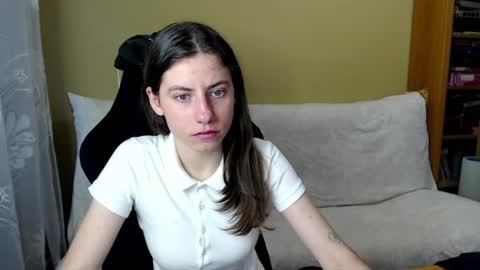Elizabeth Effie online show from May 15, 2026, 4:47 pm