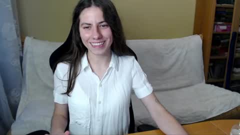 Snapshot of good__night chatting on July 4, 2026, 5:08 pm Elizabeth Effie online show from July 4, 2026, 5:08 pm