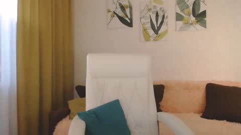 Snapshot of good_glamorgirl chatting on December 13, 2024, 4:54 am Good GlamorGirl online show from December 13, 2024, 4:54 am