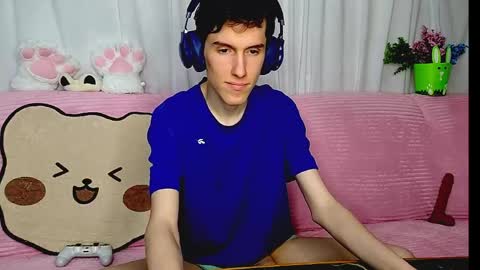 Luca online show from May 6, 2026, 4:45 pm