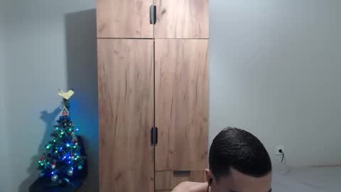 Snapshot of goodgg229975 chatting on January 14, 2026, 2:33 pm goodgg229975 online show from January 14, 2026, 2:33 pm