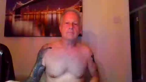 Snapshot of goodgriefnotagain chatting on April 24, 2026, 8:33 pm Goodgriefnotagain online show from April 24, 2026, 8:33 pm