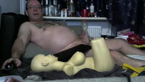 Snapshot of goofylicious_91 chatting on February 7, 2025, 6:24 am Peter online show from February 7, 2025, 6:24 am