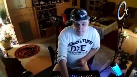 google5001 online show from October 2, 2025, 3:35 am