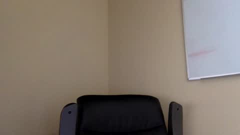 Snapshot of gooner4youu chatting on September 25, 2025, 6:33 pm gooner4youu online show from September 25, 2025, 6:33 pm