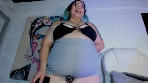 brenda online show from April 21, 2026, 2:51 am