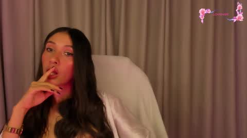 Snapshot of gorgeous_brunette chatting on March 1, 2025, 9:18 am Rose online show from March 1, 2025, 9:18 am