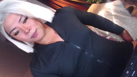 Samantha online show from April 14, 2026, 6:52 am