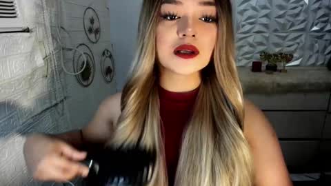 Amanda rose online show from October 19, 2025, 8:42 pm