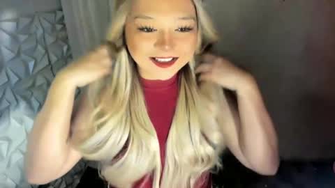 Snapshot of gorgeousamandarose chatting on June 16, 2026, 4:26 am Amanda rose online show from June 16, 2026, 4:26 am