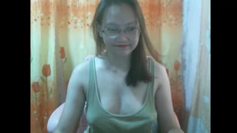 gorgeousmama online show from October 3, 2025, 2:41 am
