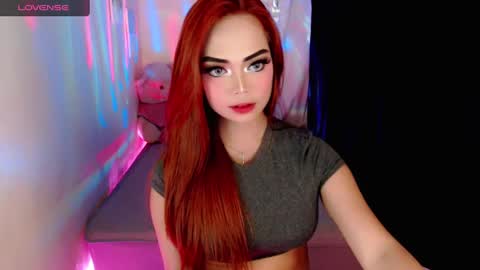 Snapshot of gorgeoustransgirl chatting on December 4, 2024, 3:32 pm Emmy online show from December 4, 2024, 3:32 pm