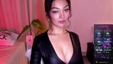 Miss Nia online show from May 29, 2026, 11:14 pm