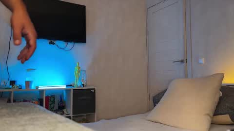 Baby online show from September 14, 2025, 7:40 am