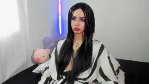 Snapshot of goth_ru chatting on December 16, 2024, 9:41 pm Russ  online show from December 16, 2024, 9:41 pm