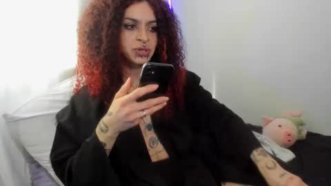 Snapshot of goth_ru chatting on January 14, 2025, 8:59 pm Russ  online show from January 14, 2025, 8:59 pm