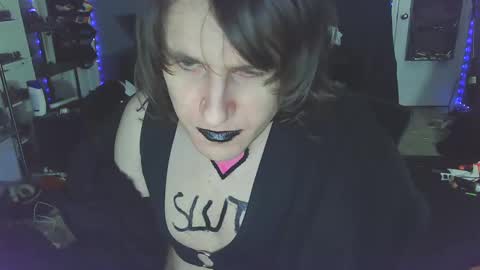 Snapshot of gothic123451 chatting on January 5, 2025, 3:53 am Victoriana online show from January 5, 2025, 3:53 am