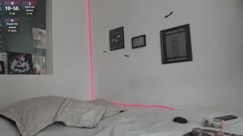 Snapshot of gothic_do11 chatting on December 2, 2025, 5:41 pm hi my name is Elizabeth nice to meet you online show from December 2, 2025, 5:41 pm