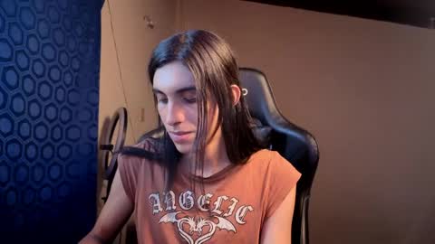 Snapshot of gowther__ chatting on April 2, 2026, 6:33 am angelito tu novio online show from April 2, 2026, 6:33 am