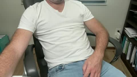 Snapshot of gqimage chatting on June 29, 2026, 3:23 pm GQImage online show from June 29, 2026, 3:23 pm