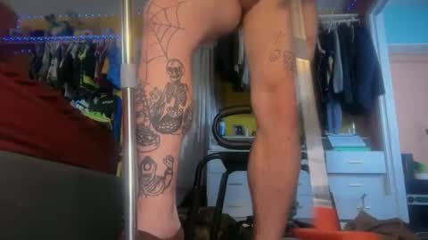 grambag1995 online show from April 10, 2026, 10:03 pm