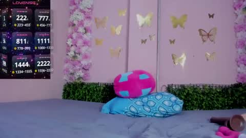 Snapshot of grandmother_milf chatting on May 15, 2026, 5:09 pm Mi Name is violeta online show from May 15, 2026, 5:09 pm