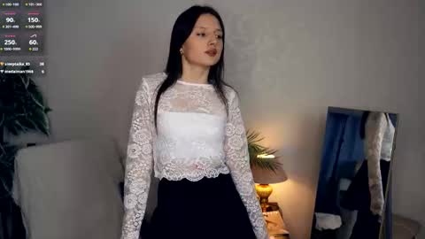Snapshot of graycehertler chatting on October 26, 2025, 5:24 am Lillian online show from October 26, 2025, 5:24 am